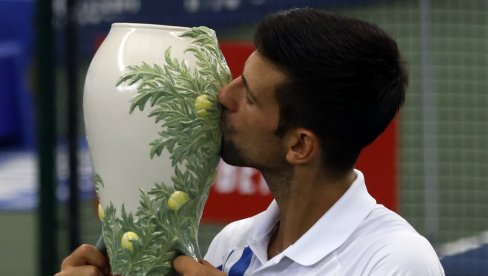 POSEBAN DATUM: Novak Đoković se bori za finale Sinsinatija na dan kada je ušao u istoriju tenisa