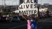 ОСЛОБОЂЕН ЗА ДВА УБИСТВА: Порота у Кеноши прогласила је Кајла Ритенхауса невиним за инцидент током протеста Блек лајвс метрс