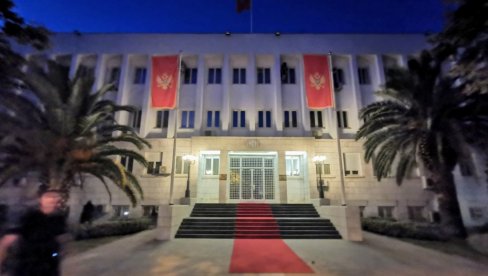 BOŠNJAČKA STRANKA ODLUČILA: Neće u novu vladu Crne Gore