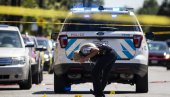 MASAKR U ČIKAGU: Iz džipa u pokretu pucali po bašti restorana