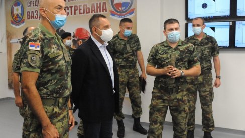 Ministar Vulin otvorio vazdušnu streljanu u internatu Vojne gimnazije