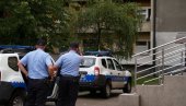 ZARAŽENI SE ZABARIKADIRAO U HOTELSKOJ SOBI: Nakon intervencije trojica dobojskih policajaca završila u samoizolaciji