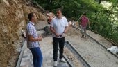 PUCA POGLED NA GEJZER: Izgradnja pešačkih staza kroz stoletne šume Sijarinske Banje