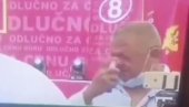 DPS SREDSTVO ZA ČIŠĆENJE: Član Milove stranke rešio da se dezinfikuje, smeje mu se ceo region (VIDEO)