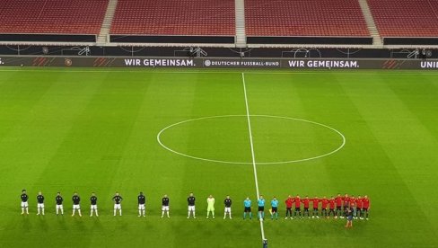 ВИШЕ ВОЛЕ АНТИКВИТЕТЕ НЕГО НАЦИОНАЛНИ ТИМ: Најмања гледаност фудбалске репрезентације Немачке у 21. веку