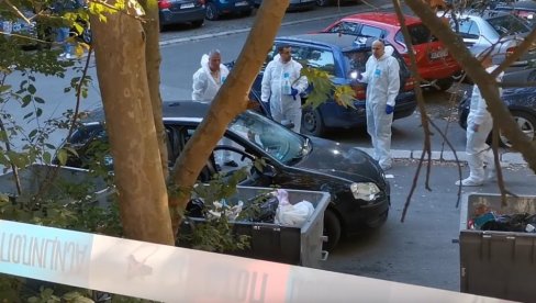 TELO PREKRIVENO ČARŠAFOM, U TOKU POLICIJSKA AKCIJA VIHOR: Snimci sa mesta zločina na Banjici (FOTO + VIDEO)