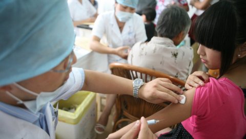 ЈУЖНОАФРИЧКИ ВИРУС НАЈОТПОРНИЈИ: Научници сумњају да вакцине против ковида могу да се употребе у свим деловима света