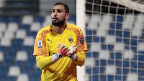 ИТАЛИЈАНСКИ МЕДИЈИ: Навијачи расплакали голмана Милана Донаруму