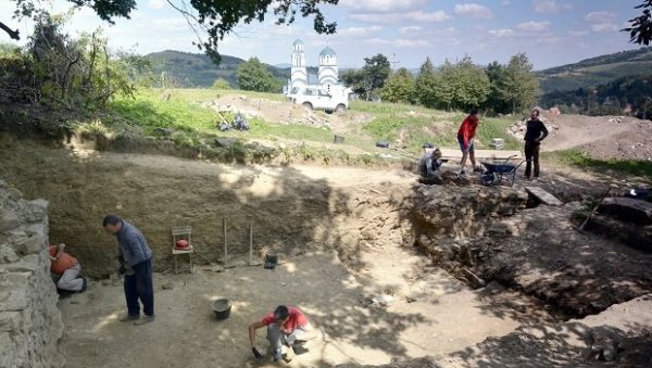 НОВО ОТКРИЋЕ У СРБИЈИ: Археолози на Руднику пронашли мистериозну вишеспратну грађевину