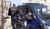 MOGAO JE DA ZAPALI ČOVEKA: Leskovčanin uhapšen zbog sumnje da je podmetnuo baklju pod automobil