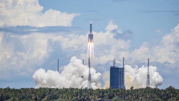 ЛАКШИ ЛЕТ У КОСМОС: Русија прави вишекратну ракету „Крило-СВ“