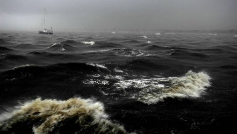 СТИЖУ РЕНЕ И ПАУЛЕТА: Изнад Атлантика формирале се две тропске олује