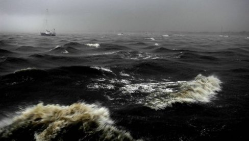 STIŽU RENE I PAULETA: Iznad Atlantika formirale se dve tropske oluje