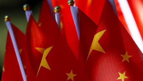 DAN DRŽAVNOSTI NARODNE REPUBLIKE KINE: Čen Bo - Kina postigla prvi cilj plana stogodišnjeg razvoja