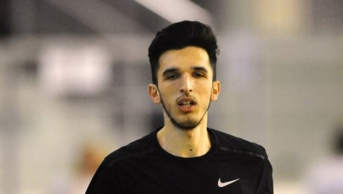 ELZAN BIBIĆ OPET NADMAŠIO DRAGANA ZDRAVKOVIĆA: Atletičar iz Novog Pazara postavio novi državani rekord na 3000 m
