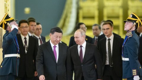 МАС УПОЗОРИО БУНДЕСТАГ: Гурате Кину и Русију у загрљај, стварате највећи војно-економски савез!