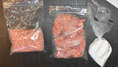 STAN PUN DROGE: Novosadska policija uhapsila dvojicu osumnjičenih za trgovinu narkoticima