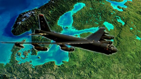 ПРОВОКАЦИЈЕ БЕЗ ПРЕСЕДАНА: Више хиљада војних авиона облетало Русију