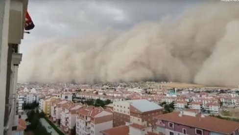 NE MOŽE NI DA SE DIŠE: Snažna peščana oluja zapljusnula Bliski istok (VIDEO)