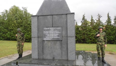ОБЕЛЕЖАВАЈУ ГОДИШЊИЦУ СОЛУНСКОГ ФРОНТА: Српско војничко гробље у Пироту