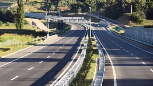 ПОЧИЊУ РАДОВИ НА ЈОШ ДВА КОРИДОРА: Иако се већ увелико граде четири ауто-пута, Србија и ове године иде у нове инфраструктурне пројекте
