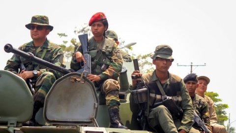 ЗАПЛЕЊЕНА ПОДМОРНИЦА: Венецуеланска војска заробила колумбијско нарко-пловило