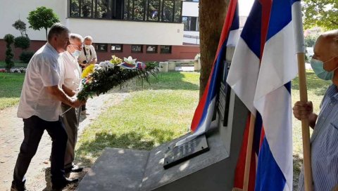 „БУДИМО БАР МАЛО КАО НАШИ ПРЕЦИ“: У Модричи обележен Дан српског јединства