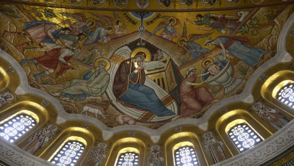 ЈЕДИНСТВЕН У СВЕТУ: Завршен мозаик у Храму Светог Саве (ФОТО)
