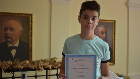 NOVAK U MATEMATICI  KAO IMENJAK U TENISU: Mladi genije iz Kikinde dao rešenja koja nisu znali ni oni koji su osmislili zadatke (FOTO)