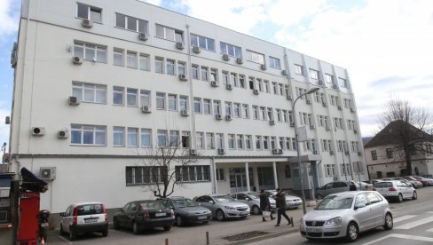 OSLOBAĐAJUĆA PRESUDA Oslobođen optužbe za obljubu maloletnice