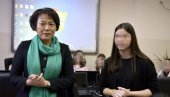 ЧЕСТИТКЕ АМБАСАДОРКЕ ЧЕН БО: Представница НР Кине поздравила све професоре кинеског језика у Србији