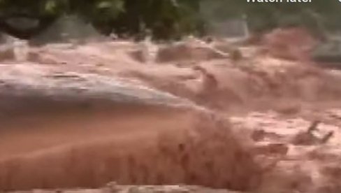 URAGAN POGODIO GRČKU: Janos odneo dva života, voda nosi sve pred sobom i ruši mostove (VIDEO)