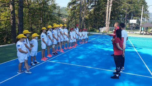 ODRŽAN TENISKI KAMP: Tenis u Priboj stigao tri godine posle Vimbldona