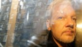 АСАНЖ ИМА ПРАВО НА ЖАЛБУ: Суд у Лондону дозвилио снивачу Викиликса да се жали на одлуку о изручењу САД