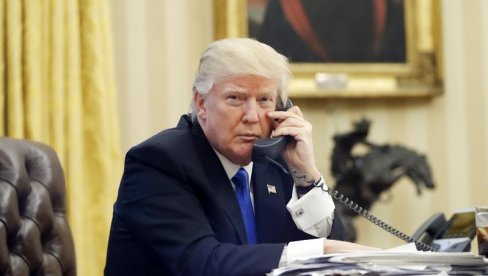 POŠAO JE U ERGELU KAD MU JE ZAZVONIO TELEFON: Halo, ovde Donald Tramp...
