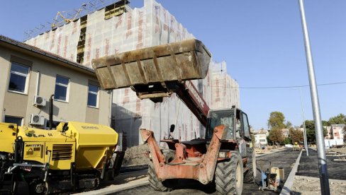 БОРЧАНСКИ ДОМ ЗДРАВЉА ГОТОВ У ЈАНУАРУ, ТЕК СЛЕДЕ УЛАГАЊА: Лева обала биће по мери житеља