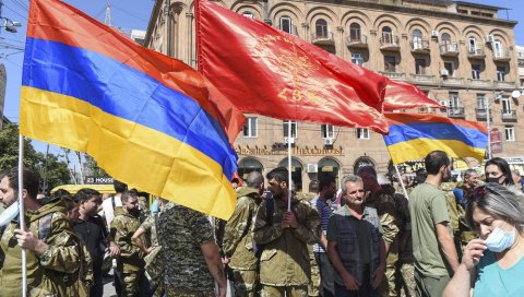ЈЕРМЕНИ ИЗДАЛИ ЗВАНИЧНО САОПШТЕЊЕ: Јереван спреман да сарађује са ОЕБС-ом о Карабаху