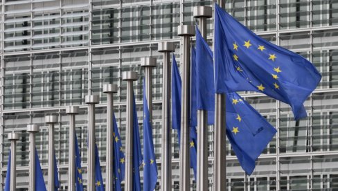 ZBOG TERORIZMA MENJAJU ŠENGEN? Francuski predsednik Makron sutra u Briselu o promeni sporazuma o slobodi kretanja
