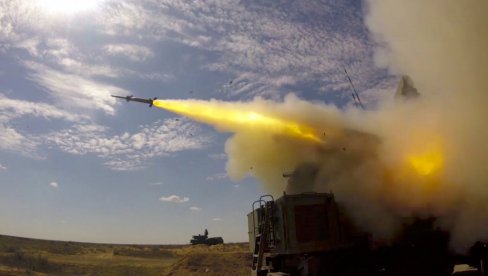 SMRT ZA TENKOVE - RUSKI PROJEKTILI “HERMES”: Rusija se sprema da upotrebi raketni sistem „ispali i zaboravi“ (VIDEO)