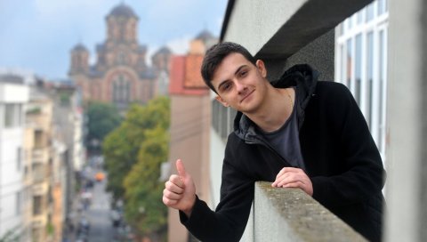 ПОБЕДИО И ТРЕМУ И МИЛИЦУ: Стефан Кукољ из Пожаревца бриљирао у популарном квизу Потера и знањем освојио Србију