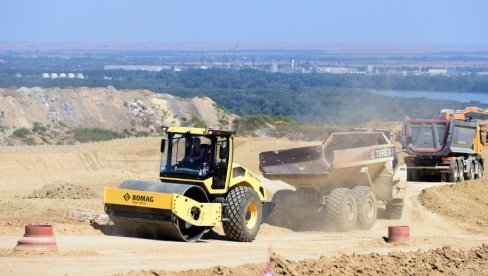 NOVU DEPONIJU PLAĆAMO 0,90 DINARA PO KVADRATU: Krajem godine na uplatnici Infostana trebalo bi da se nađe i taksa za odlaganje otpada