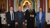 UMETNOST BRSATSTO JAČA: Ruski umetnik harmonike Jurij Šiškin na prijemu kod Episkopa Fotija