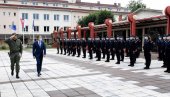 VI STE LJUDI KOJI TREBA DA ŠTITE ZEMLJU: Ministar Stefanović posetio novu generaciju sutdenata KPU