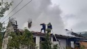JEZIVE SLIKE IZ RESAVICE Zgrada izgorela do temelja, tri porodice ostale bez krova nad glavom (FOTO)