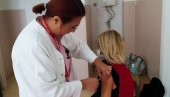 ВЕЛИКА ЗАИНТЕРЕСОВАНОСТ ПАРАЋИНАЦА ЗА ПРЕВЕНТИВУ: За три сата вакцинисало се 118 особа