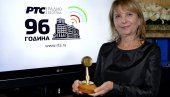 BILJA POZLATILA BOGATU KARIJERU: Pevačici počasni Zlatni mikrofon Radio Beograda