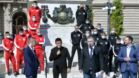 POSLE 26 GODINA ČEKANJA: Bokserski spektakl Crvena zvezda - Partizan