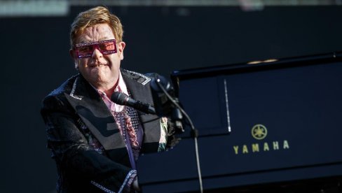 PREKINUO OPROŠTAJNU TURNEJU: Elton DŽon ima koronu, otkazao dva koncerta u SAD