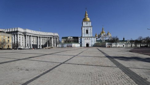 КИЈЕВ УПОРНО ТАЛАСА Влада Украјине против поништења споразума о руској бази на Криму
