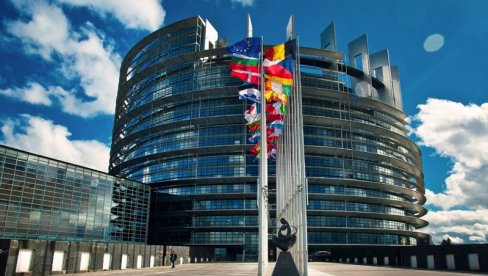 KRIMINAL  I KORUPCIJA KOČE PUT KA UNIJI: Evropska komisija i Svetska banka o napretku pregovora i finansijskom stanju Crne Gore